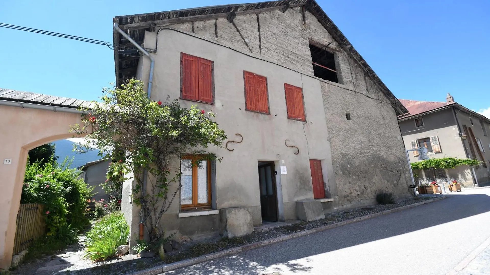 Studio Couple Cosy Mont-Dauphin 0*,  France